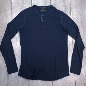Wings + Horns Mens Henley Shirt Size Large Navy Blue Long Sleeve Outdoor Top